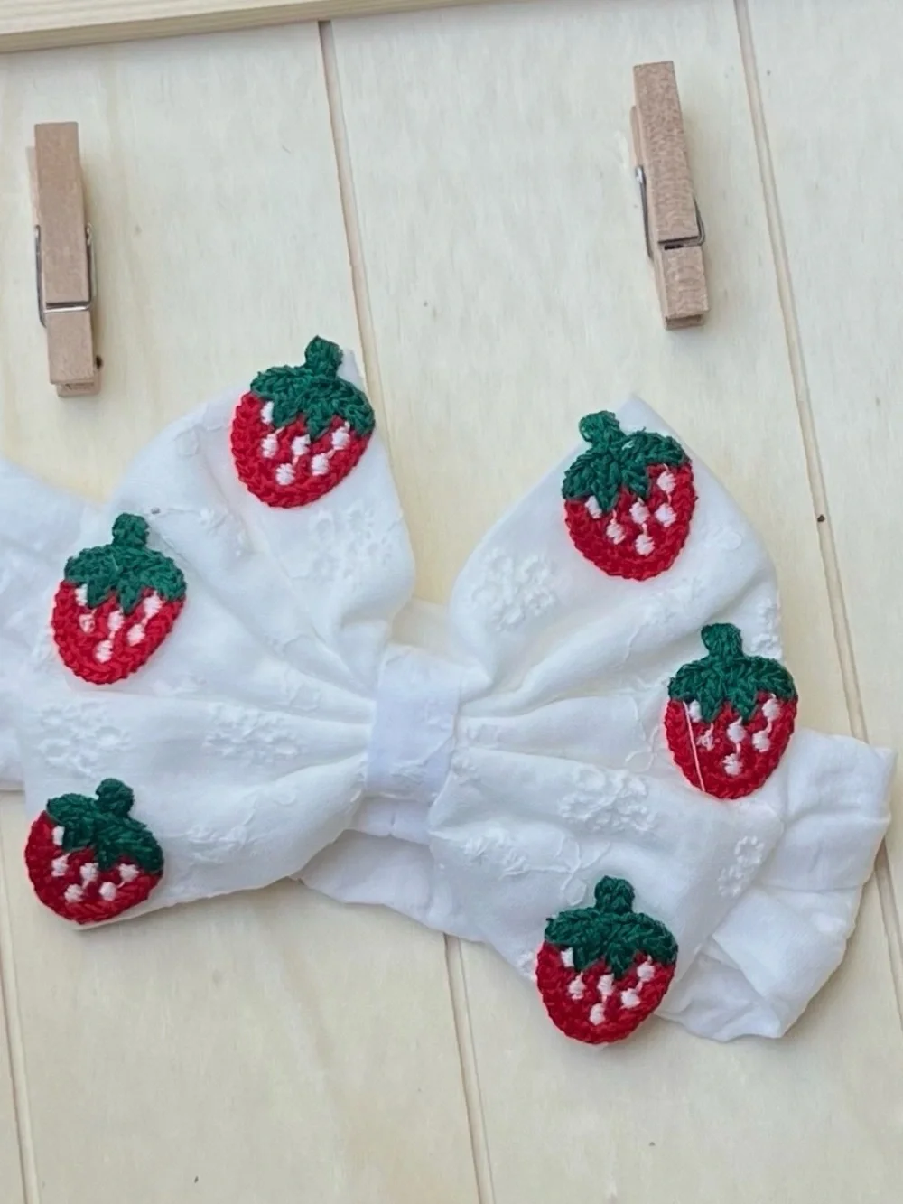Strawberry Eyelet Lace Baby Bow Headband Newborn Toddler